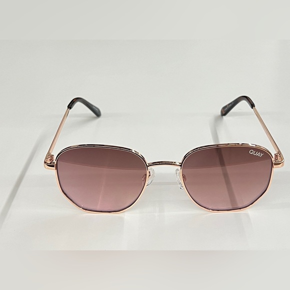 QUAY Australia - BIG TIME SUNGLASSES -ROSE/PNK - Picture 6 of 10